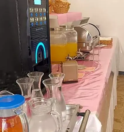 Le Ali Hotel 2*